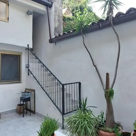 La Maison De Mary Apartment